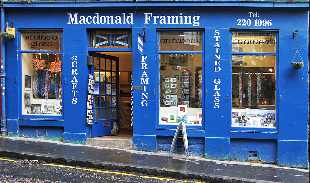 Shop at 62 Candlemaker Row, Edinbuefh Old Town - April 2012