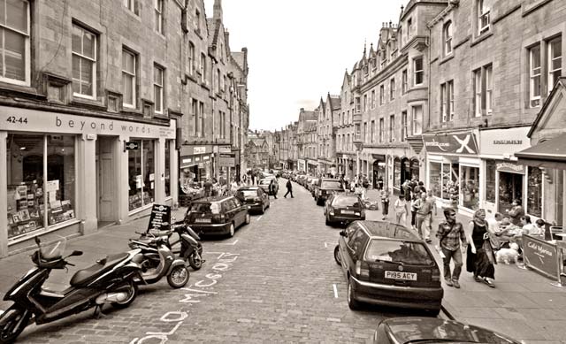 Looking west down Cockburn Street - August 2008