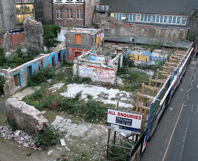 Cowgate  -  Scene of the Old Town Fire  -  almost three years later  -  September 2005