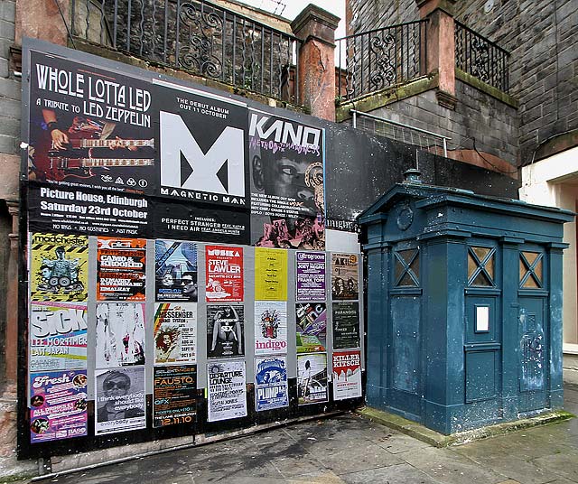 Police Box in Cowgate, close to the Salvaton Army building at the foot of Pleasance  -  October 2010