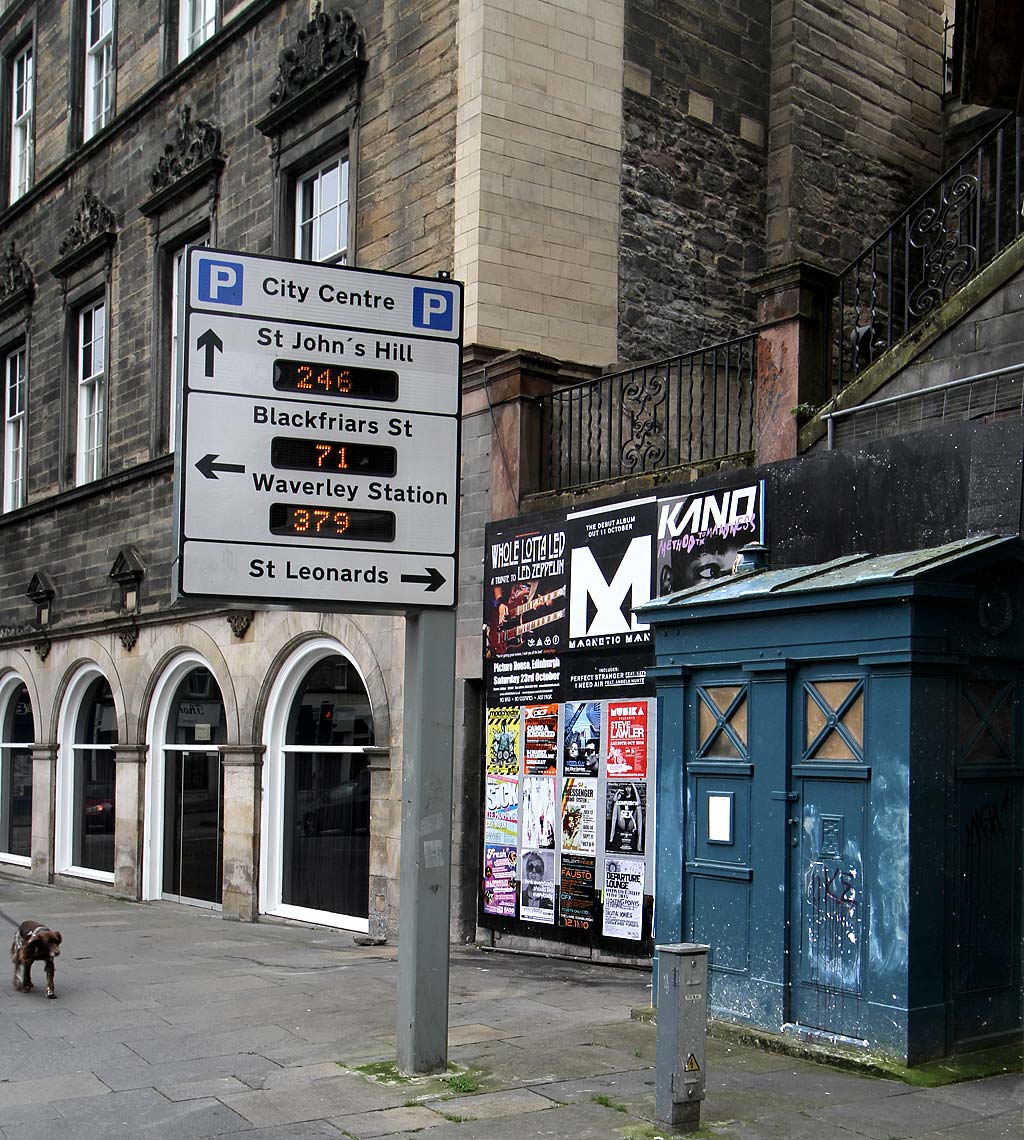 Police Box in Cowgate, close to the Salvaton Army building at the foot of Pleasance  -  October 2010