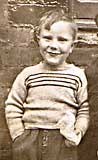 Rab Blackwood at 41 Dumbiedykes Road around 1955