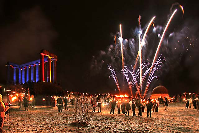 Torchlight Procession to mark the start of Edinburgh's New Year Celebrations  -  29 December 2005