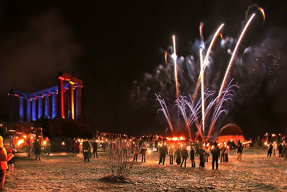 Torchlight Procession to mark the start of Edinburgh's New Year Celebrations - 29 December 2005
