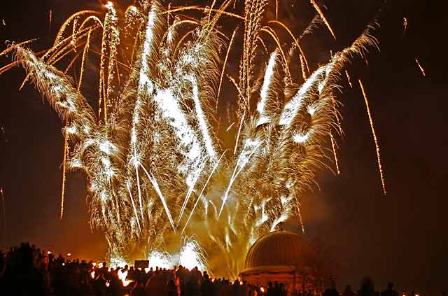 Fireworks on Calton Hill, following the torchlight Procession to mark the start of Edinburgh's New Year Celebrations  -  29 December 2005