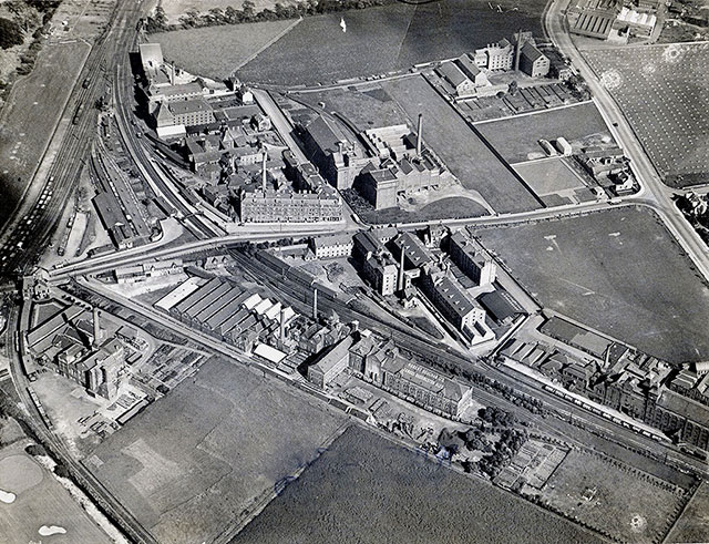 Craigmillar Aerial Photos  -  pre-1930s  -  Breweries, Roads and Railways