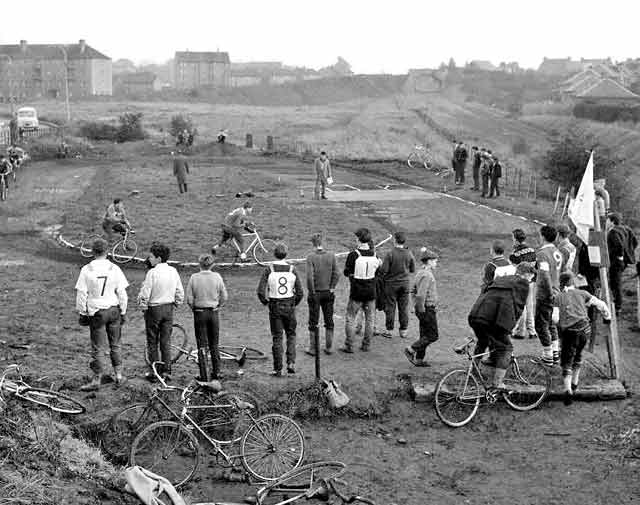 Cycle track beside Ferry Road, Davidon's Mains  -  1950s