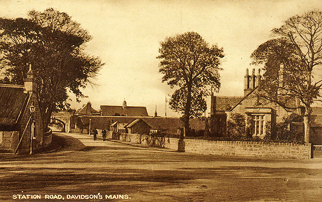 Davidson's Mains  -  Station Road  -  1918