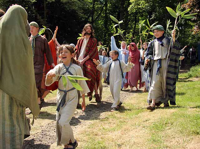 A scene from 'The Life of Jesus Christ' - a play presented at Dundas Castle  -  Jesus enters Jerusalem