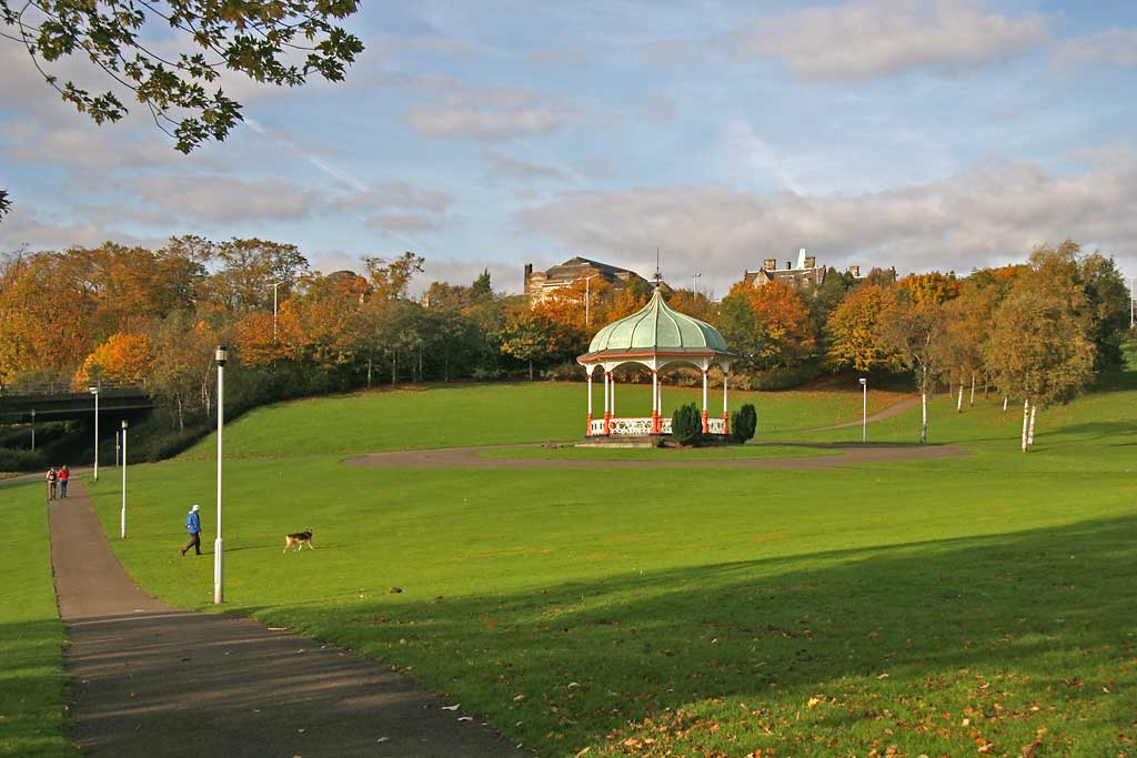 Bandstand in Dunfermline Public Park  -  Photographed November 2006