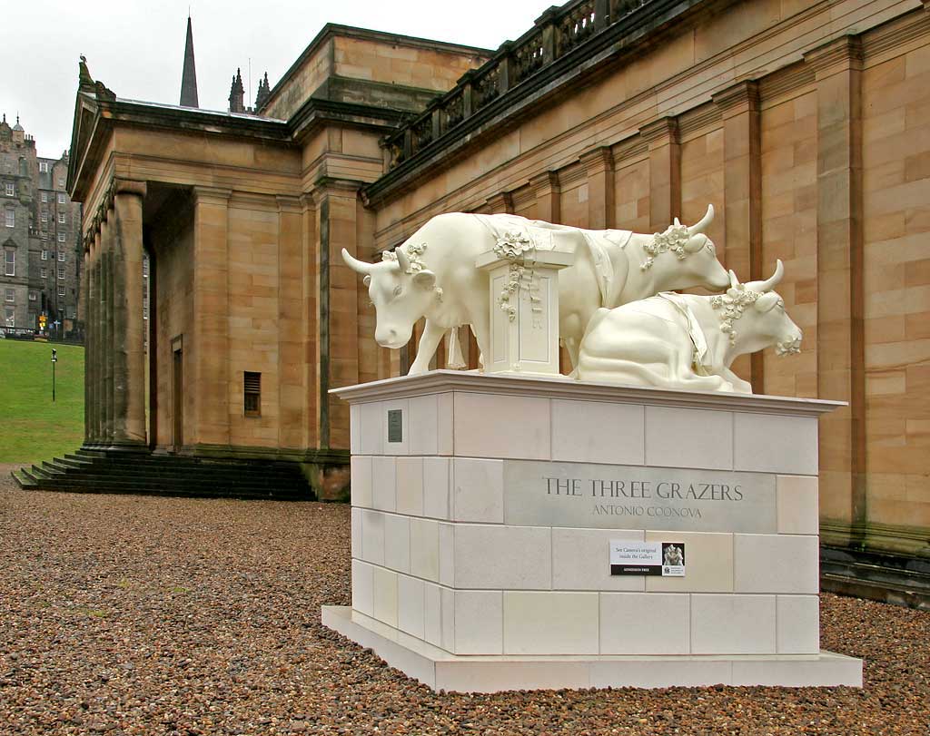 Edinburgh Cow Parade  -  2006  -  The National Galleries