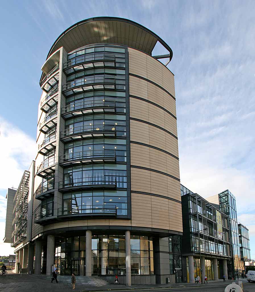 Edinburgh Quay  -  Under construction, July 2003