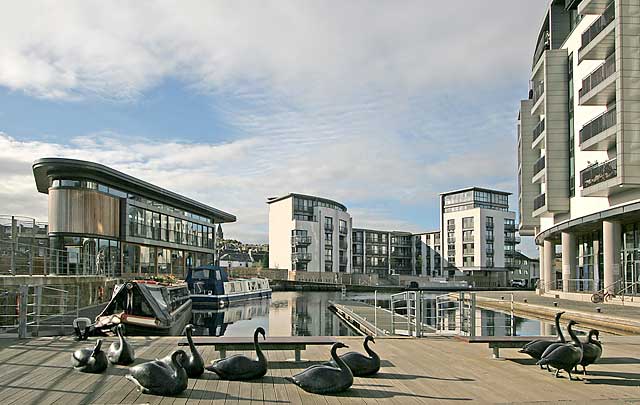 Edinburgh Quay, Fountainbridge  -  at  the end of the Union Canal