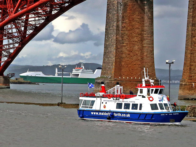 Forth Rail Bridge and Ferries - May 2013  -  Photo 1