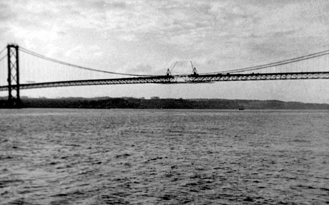 Building the Forth Road Bridge - North Queensferry  -  1960-64