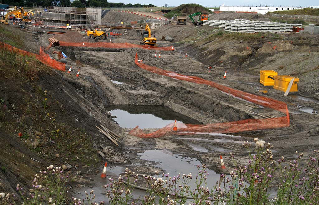 Gogar Junction  -  The route of the new tram line to the west towards the new tram depot