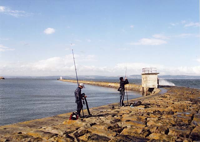 Granton Breakwater  -  Fishing  -  8 September 2002