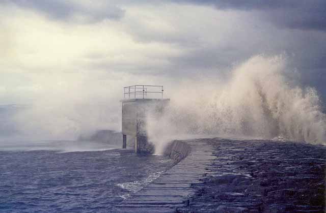 Granton Eastern Breakwater storm, November 1976