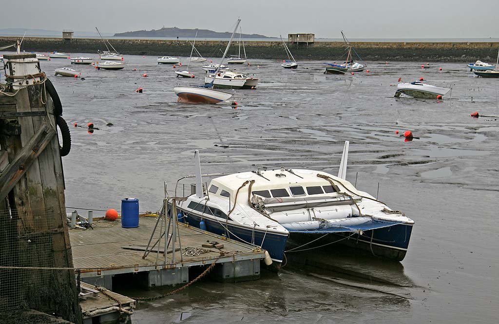 Granton Harbour - October 27, 2007  -  The day that boats were lifted out of the harbour for the winter