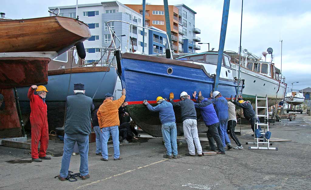 Granton Harbour - October 27, 2007  -  The day that boats were lifted out of the harbour for the winter