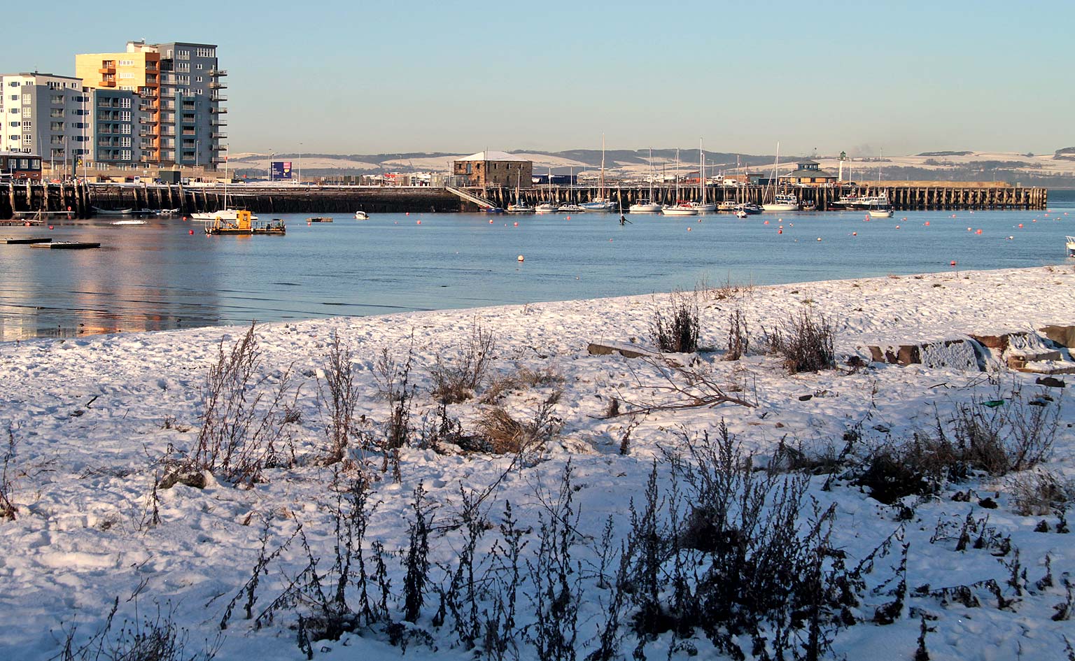 Granton Harbour - Snow - Christmmas Eve, 2010