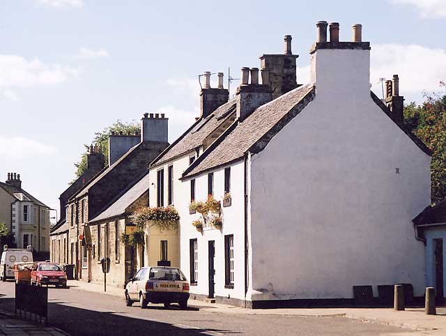 Around Edinburgh  -  Kirknewton Village