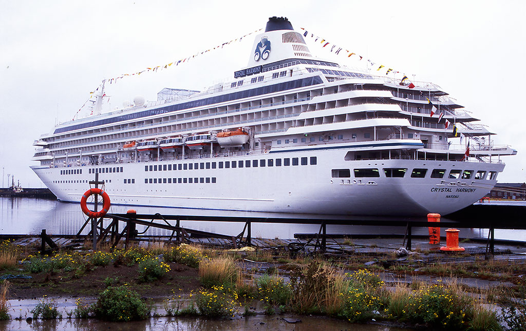 Leith Docks - The liner, 'Crystal Harmony'