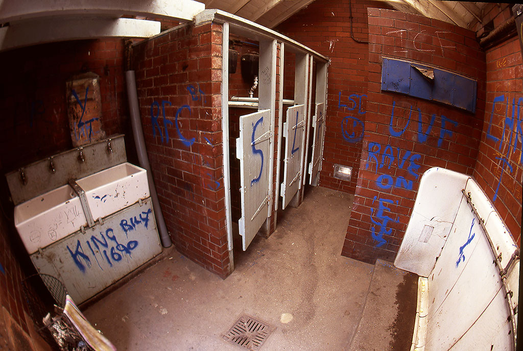 Leith Docks - Henry Robb's Ship Yard Toilets (closed)