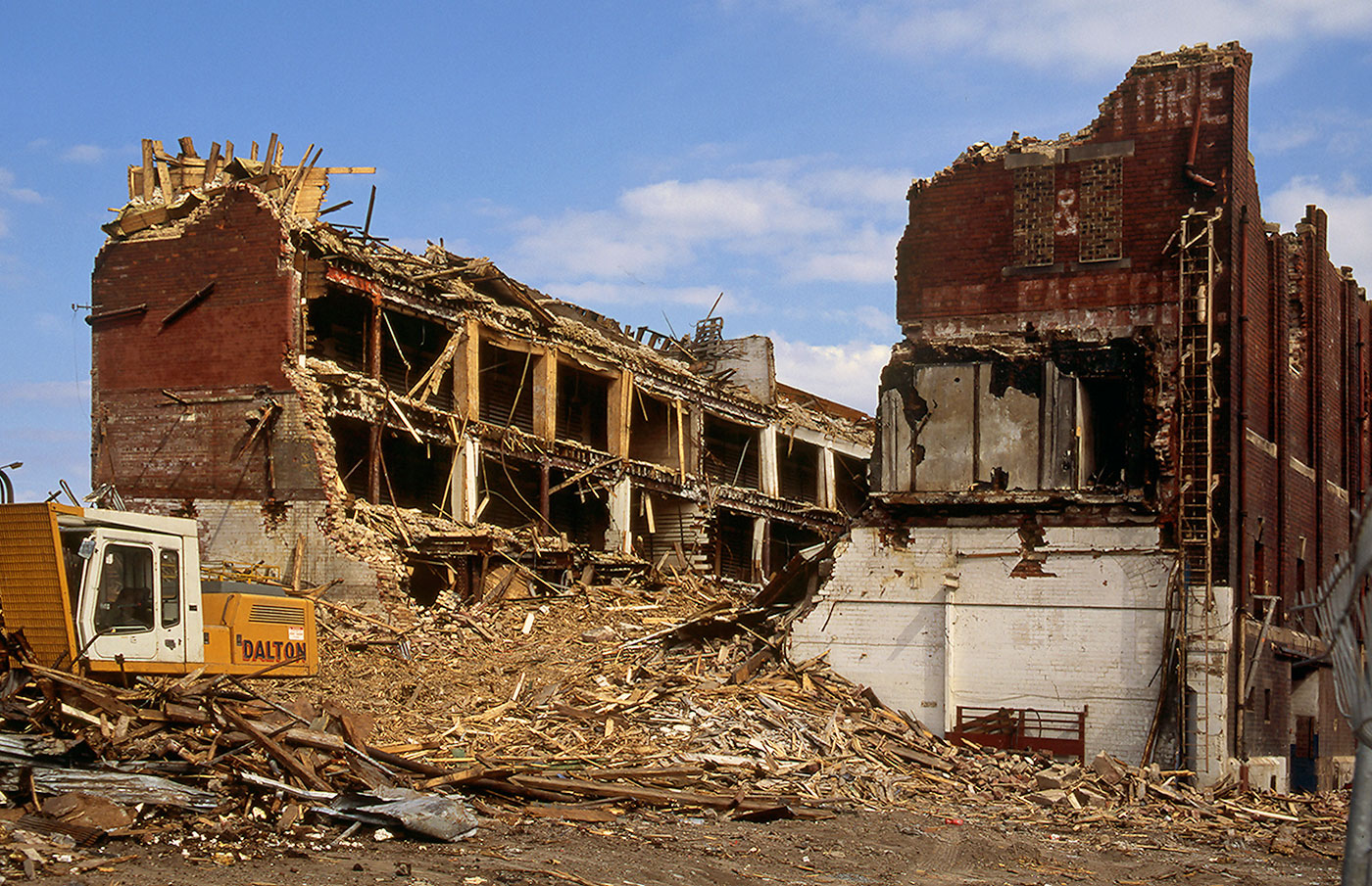 Leith Docks  -  Henry Robb's Ship Yard (being demolished)