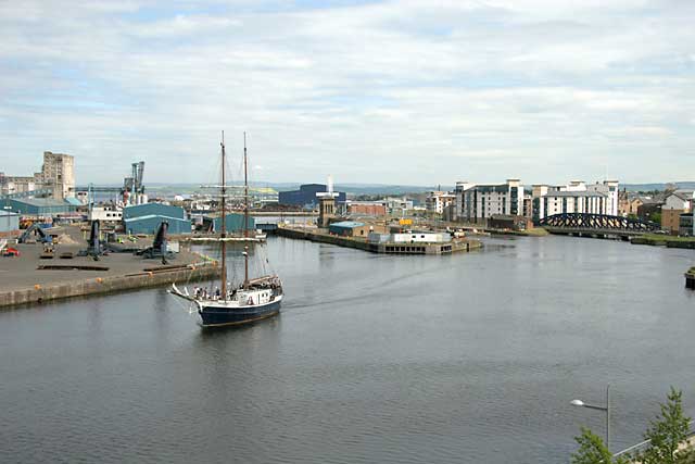 Tall Ship 'Jean de la Lune' passing through Prince of Wales Dock, Leith  -  June 2006