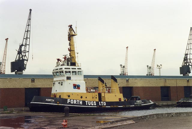 Leith Docks  -  April 1995  -  Nikolaev