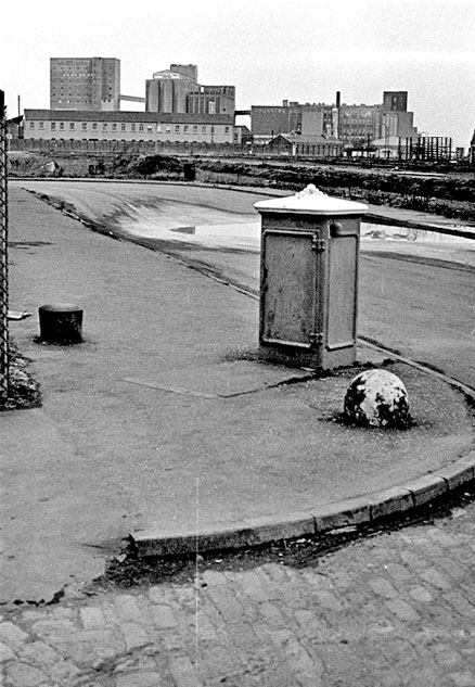 Scales in the window of W&T Avery Ltd premises, 113-117 Lothian Road  -  late-1970s