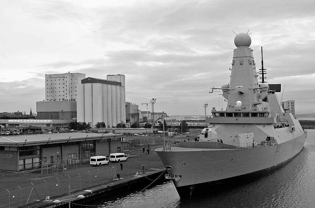 D32, HMS Daring, Type 45 Destroyer at Leith Western Harbour  -  November 21, 2009
