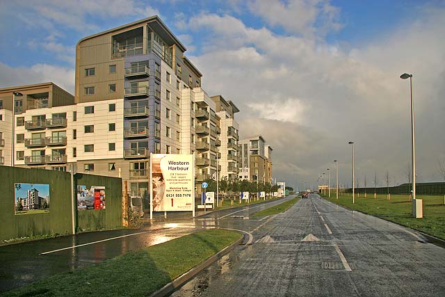 New apartments beside the West Breakwater at Leith Western Harbour  -  January 2008