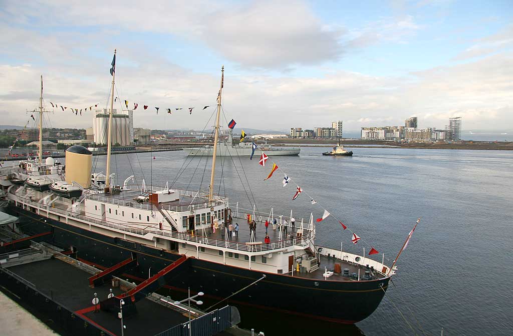 Latouche-Treville (D646)  -  George Leygues class frigate in the French Navy, at Leith Western Harbour