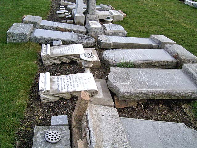 Ivan Sjabo's Gravestone at The Grange Cemetery, Edinburgh