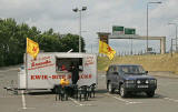 Refreshement van in the Comet car park at Maybury  - June 2006