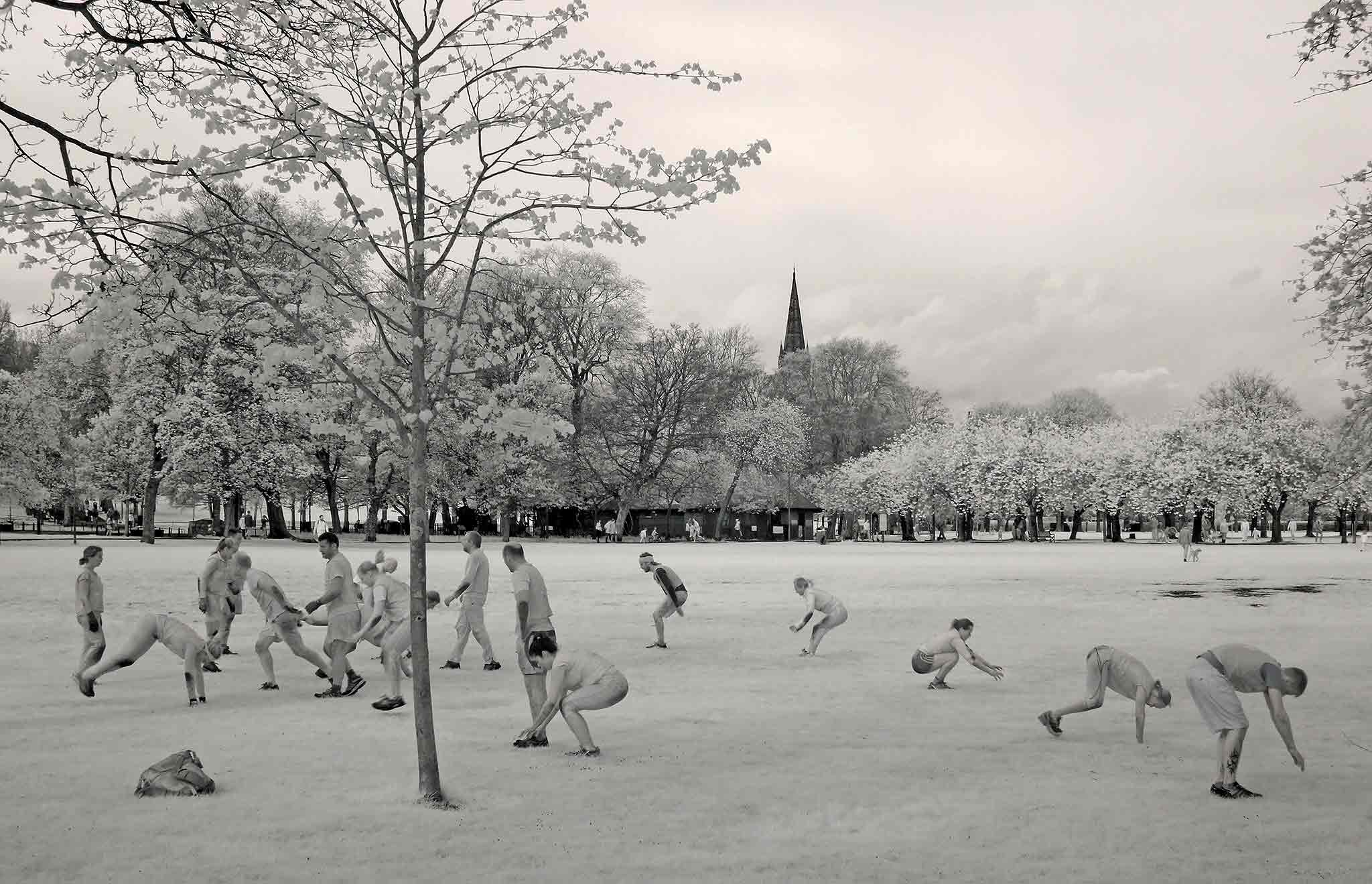 0_around_edinburgh_-_meadows_training_infrared_i000094.htm#photo_03