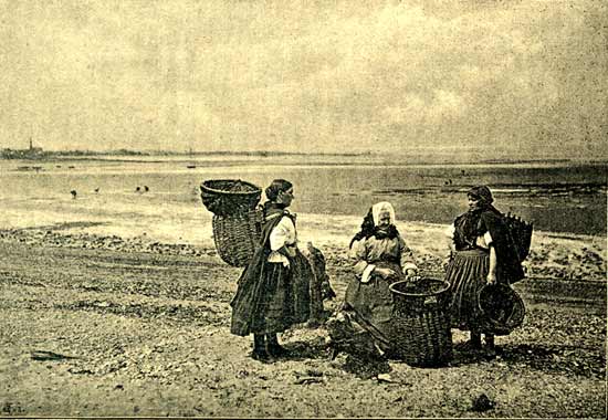 Musselburgh Fishwives by the shore.  Photographed during the Photographic Convention of the UK in Edinburgh, 1892.