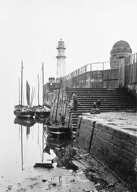 Newhaven Harbour and Lighthouse  -  Fishermen and Children