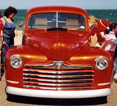 Portobello Golden Days Festival  -  14 June 2003  -  Red Car