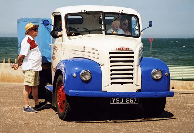 Portobello Golden Days Festival  -  14 June 2003  -  Lorry