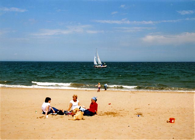 Portobello Golden Days Festival  -  14 June 2003  -  Beach Picnic