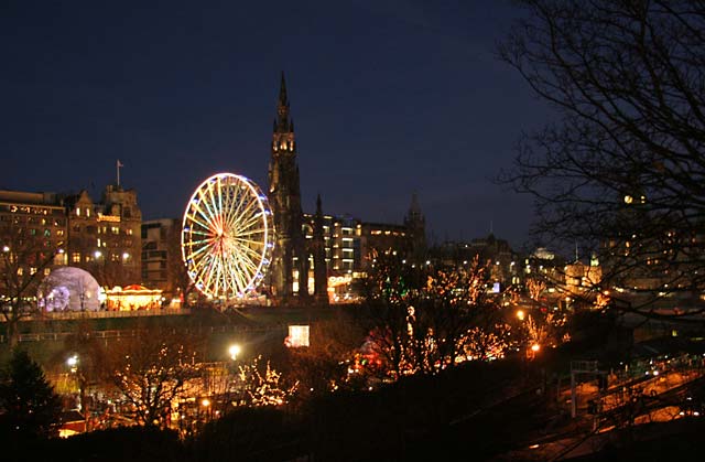 Edinburgh, Christmas 2005  -  East Princes Street Gardens  -looking towards the Edinburgh Wheel