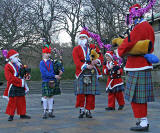 Santa Run  -  West Princes Street Gardens  -  Sunday 11 December 2005