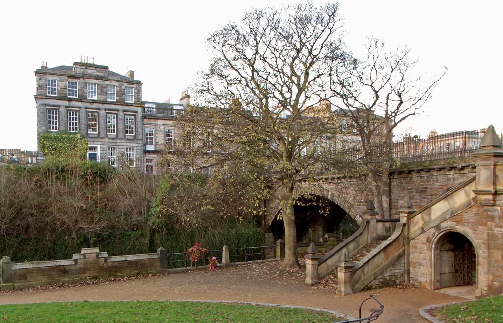 Leaf figure beside the Water of Leith between Stockbridge, neat St Bernard's Bridge, between Stockbridge and St Bernard's Well