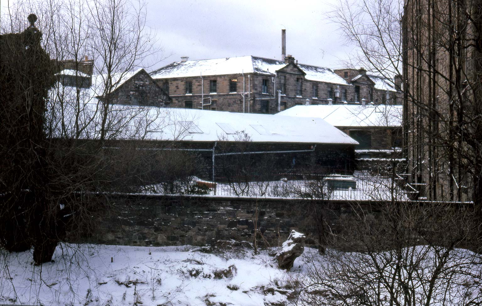 View over the Water of Leith to Tanfield from Bradon Terrace