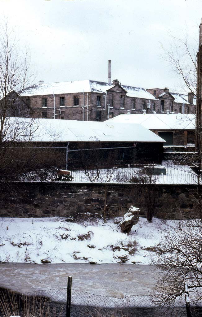 View up the Water of Leithfrom the bridge at Canonmills