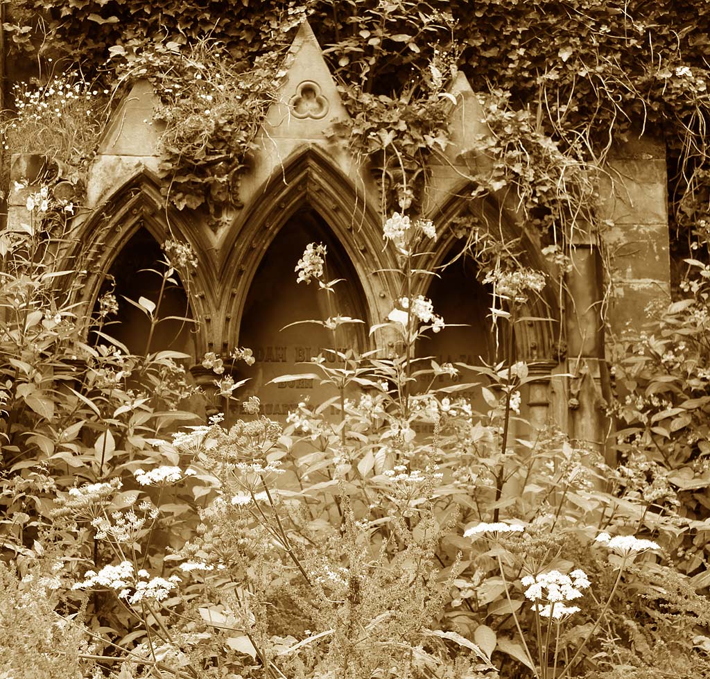 Warriston Cemetery  -  July 2010