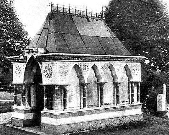 Shrine to Mary Ann Robertson at Warrisotn Cemetery